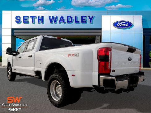 Used 2023 Ford F350 XLT w/ 360-Degree Camera Package image 7