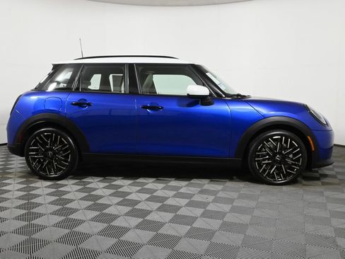 Used 2025 MINI Cooper S image 8