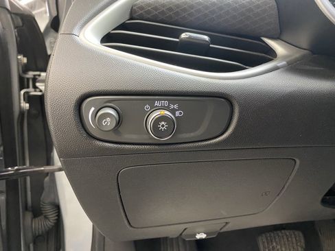 Used 2023 Chevrolet Malibu LT image 25