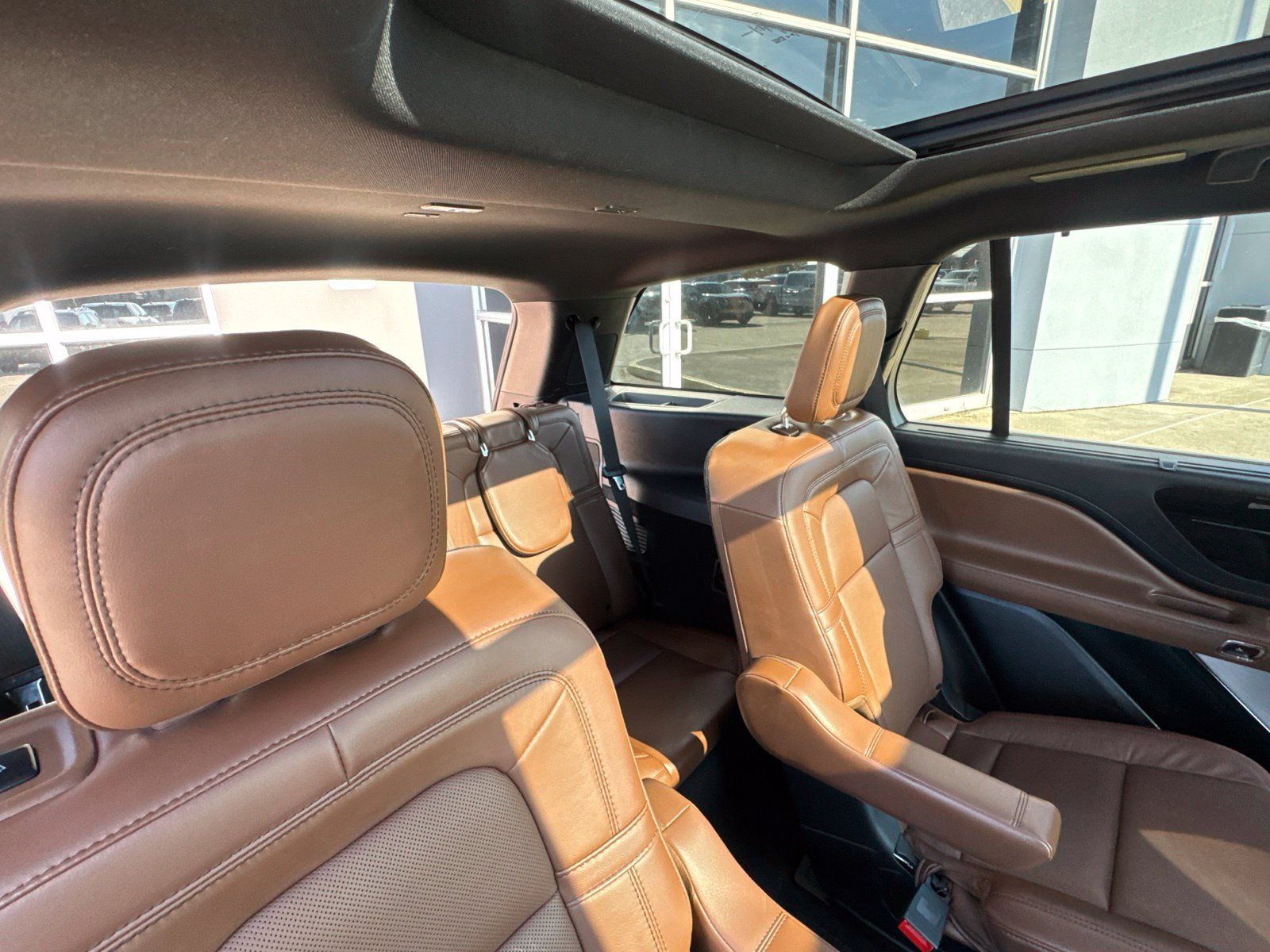Used 2022 Lincoln Aviator Reserve w/ Equipment Group 201A AWD/4WD image 31