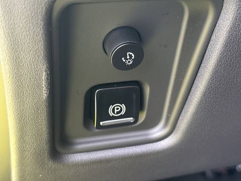 Used 2023 Chevrolet Corvette Stingray Preferred Conv w/ Z51 Performance Package image 24