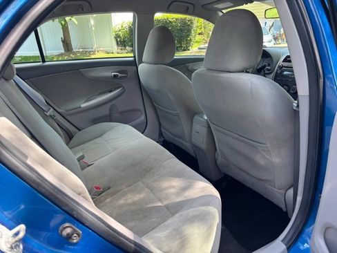 Used 2010 Toyota Corolla LE w/ All Weather Guard Pkg FWD image 21