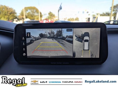 Used 2023 Hyundai Santa Fe Calligraphy image 21