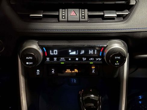 Used 2024 Toyota RAV4 XSE AWD/4WD image 7