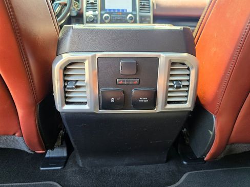 Used 2019 Ford F150 Platinum w/ Equipment Group 701A Luxury AWD/4WD image 34