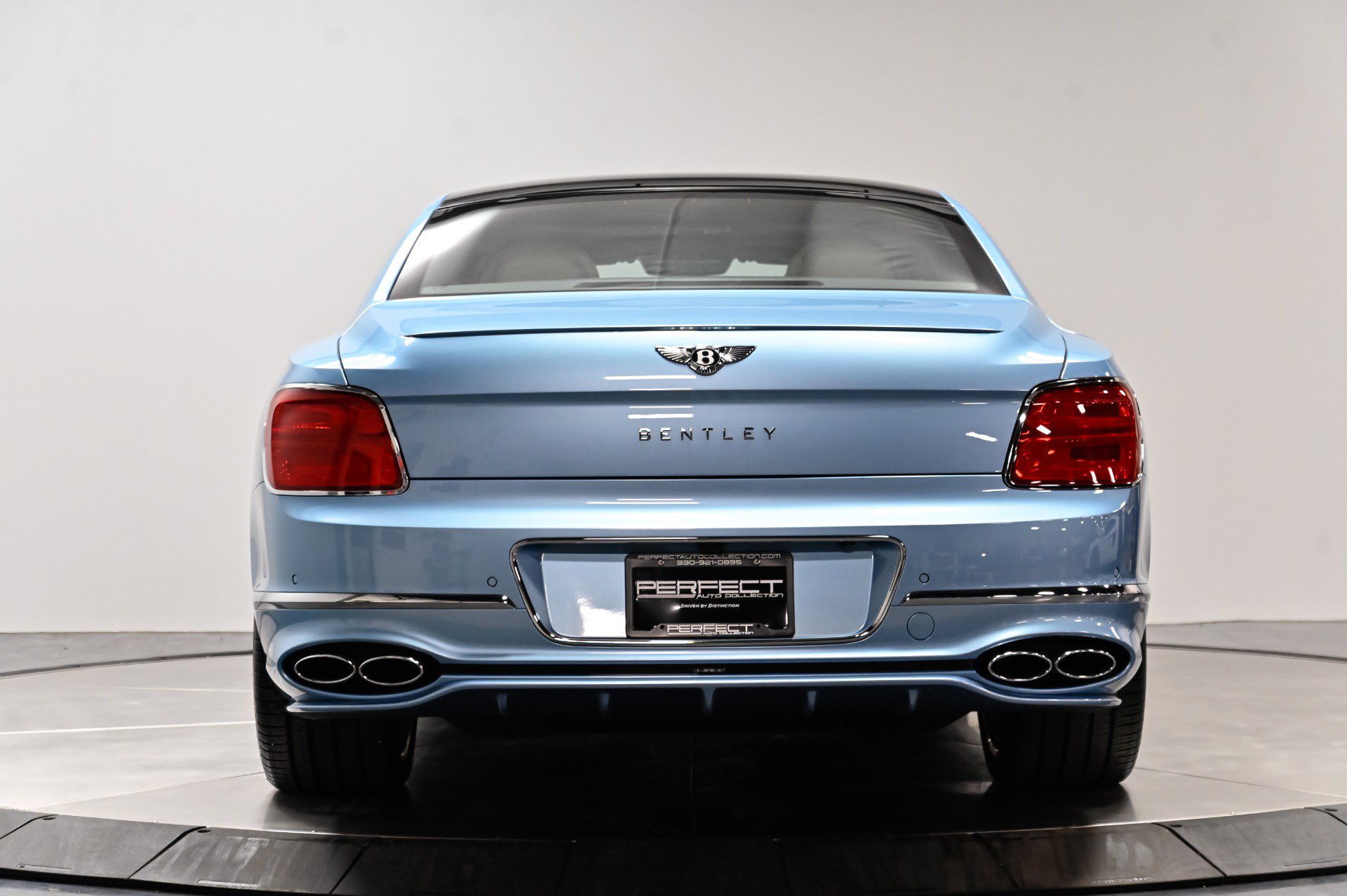 Used 2022 Bentley Flying Spur V8 AWD/4WD image 46