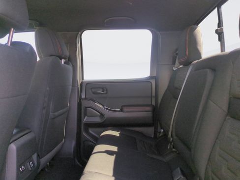 Used 2026 Nissan Frontier Pro-X w/ Pro-X Convenience Package RWD image 15