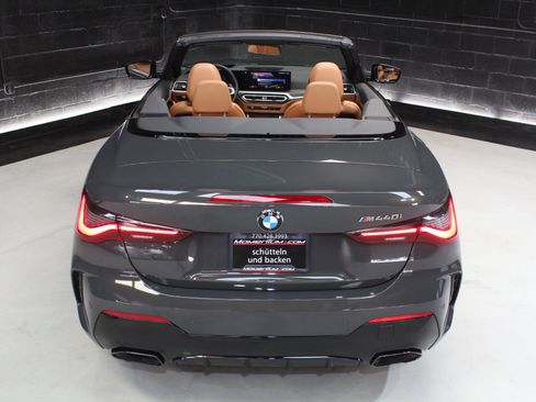 Used 2024 BMW M440i Convertible w/ Premium Package RWD image 23