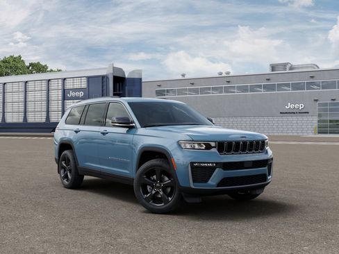 New 2026 Jeep Grand Cherokee L Limited AWD/4WD image 5
