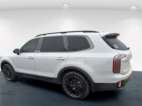 Used 2024 Kia Telluride EX X-Line image 17
