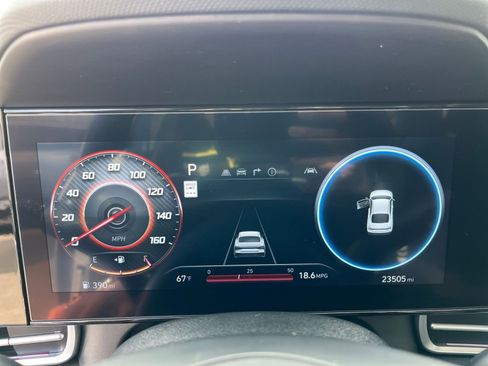 Used 2025 Hyundai Elantra SEL FWD image 43