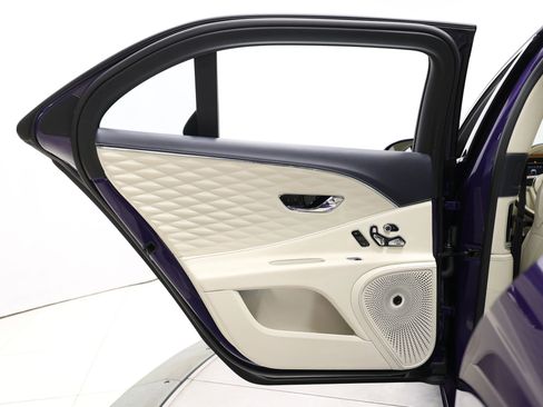 Used 2020 Bentley Flying Spur W12 w/ First Edition Specification image 61