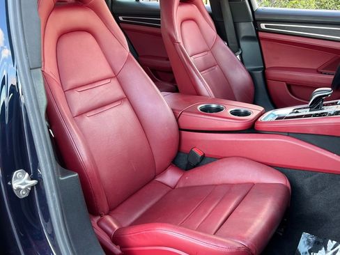 Used 2023 Porsche Panamera 4 Platinum Edition image 37