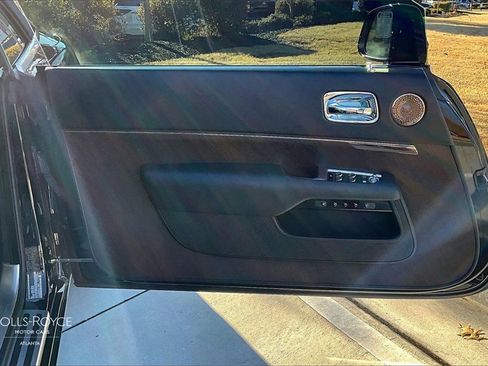 Certified 2019 Rolls-Royce Dawn image 21