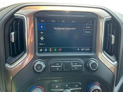 Used 2019 Chevrolet Silverado 1500 High Country w/ High Country Premium Package AWD/4WD image 23