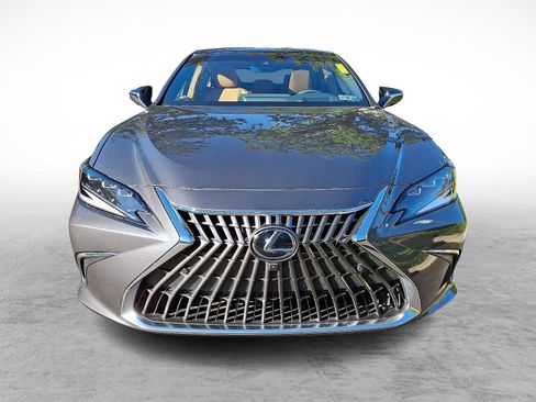 Used 2023 Lexus ES 350 Ultra Luxury image 2