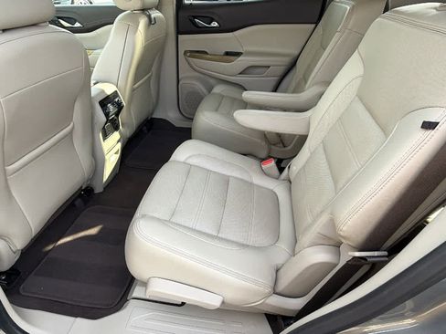 Used 2019 GMC Acadia Denali w/ Technology Package AWD/4WD image 24