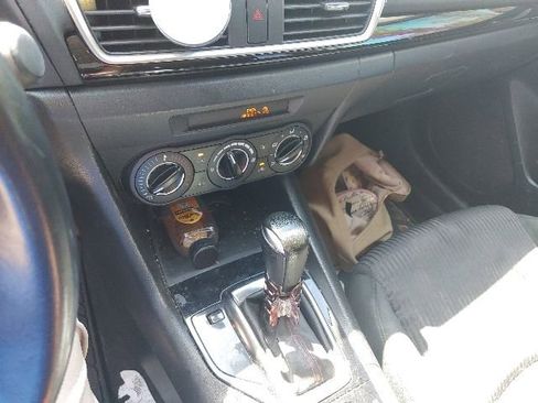 Used 2015 MAZDA MAZDA3 i Touring FWD image 13