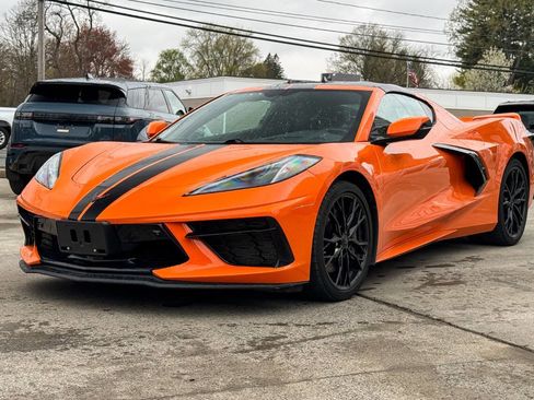 Used 2023 Chevrolet Corvette Stingray Preferred Cpe w/ Z51 Performance Package RWD image 7
