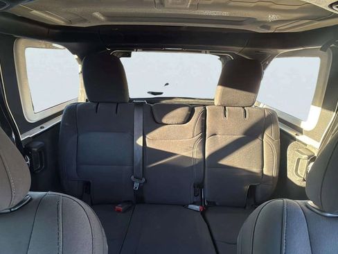 Used 2020 Jeep Wrangler Unlimited Sport S image 18