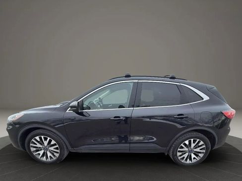 Used 2020 Ford Escape Titanium image 8