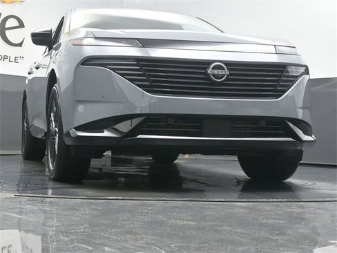 Used 2025 Nissan Murano Platinum image 3