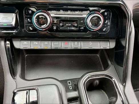 Used 2023 GMC Sierra 1500 AT4 w/ Technology Package image 17