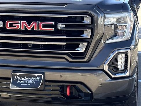 Used 2019 GMC Sierra 1500 AT4 w/ AT4 Premium Package image 9