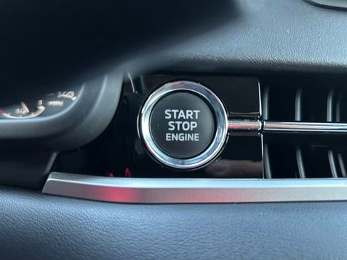 Used 2022 Mitsubishi Outlander ES image 28