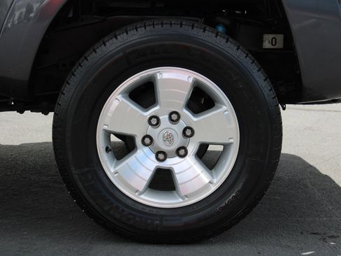 Used 2013 Toyota Tacoma PreRunner w/ TRD Sport Pkg RWD image 22