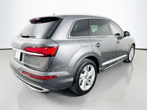 Used 2021 Audi Q7 2.0T Premium Plus w/ Premium Plus Package AWD/4WD image 5