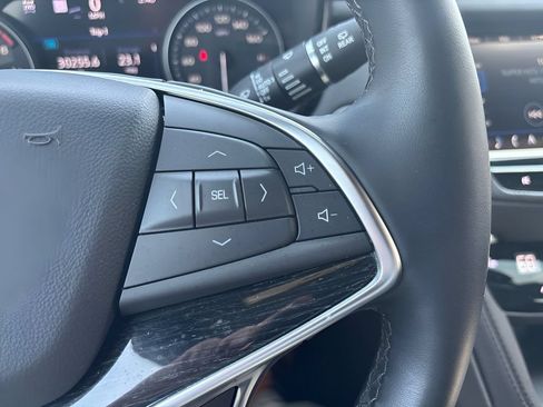Used 2025 Cadillac XT5 Premium Luxury w/ Technology Package AWD/4WD image 18