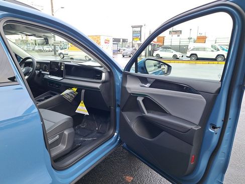 New 2026 Volkswagen Tiguan SE image 16