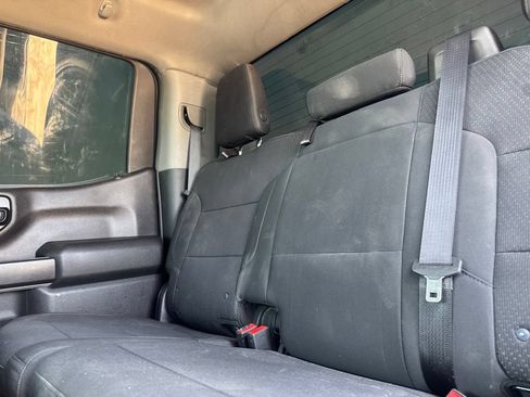 Used 2020 Chevrolet Silverado 1500 Custom w/ Custom Value Package RWD image 36