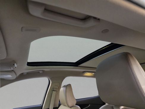 Used 2022 Lincoln Nautilus Reserve w/ Equipment Group 201A image 11