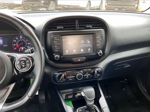 Used 2020 Kia Soul GT-Line image 6