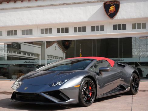 Used 2021 Lamborghini Huracan EVO image 15