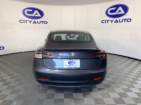 Used 2023 Tesla Model 3 Standard Range RWD image 4