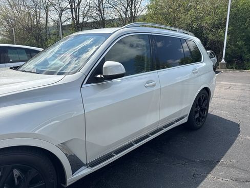 Used 2026 BMW X7 xDrive40i AWD/4WD image 8