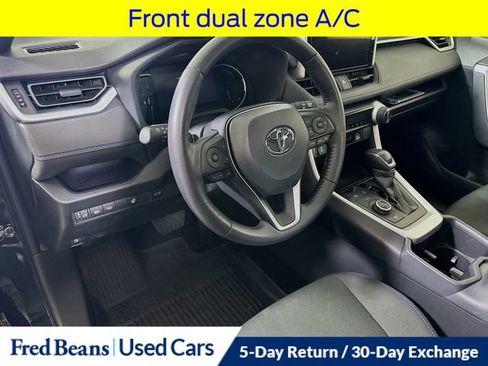Used 2023 Toyota RAV4 SE w/ Convenience Package image 12