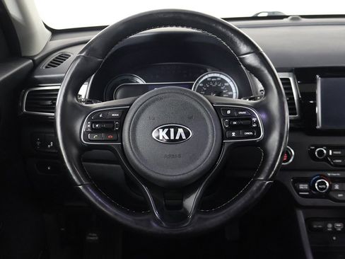 Used 2018 Kia Niro Touring image 39