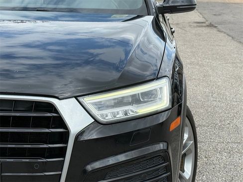 Used 2018 Audi Q3 2.0T Premium Plus w/ Premium Plus Package image 3