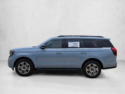 New 2026 Ford Expedition Active RWD image 9