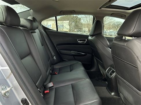 Used 2018 Acura TLX image 32