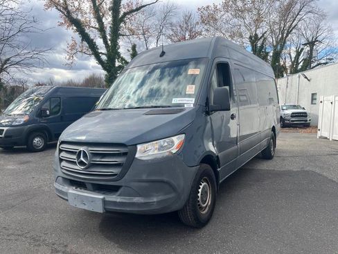 Used 2019 Mercedes-Benz Sprinter 170 image 3