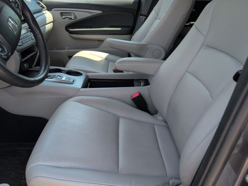 Certified 2023 Honda Ridgeline RTL image 4