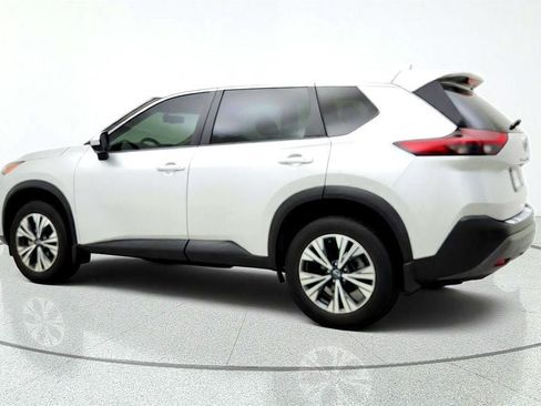 Used 2023 Nissan Rogue SV AWD/4WD image 7