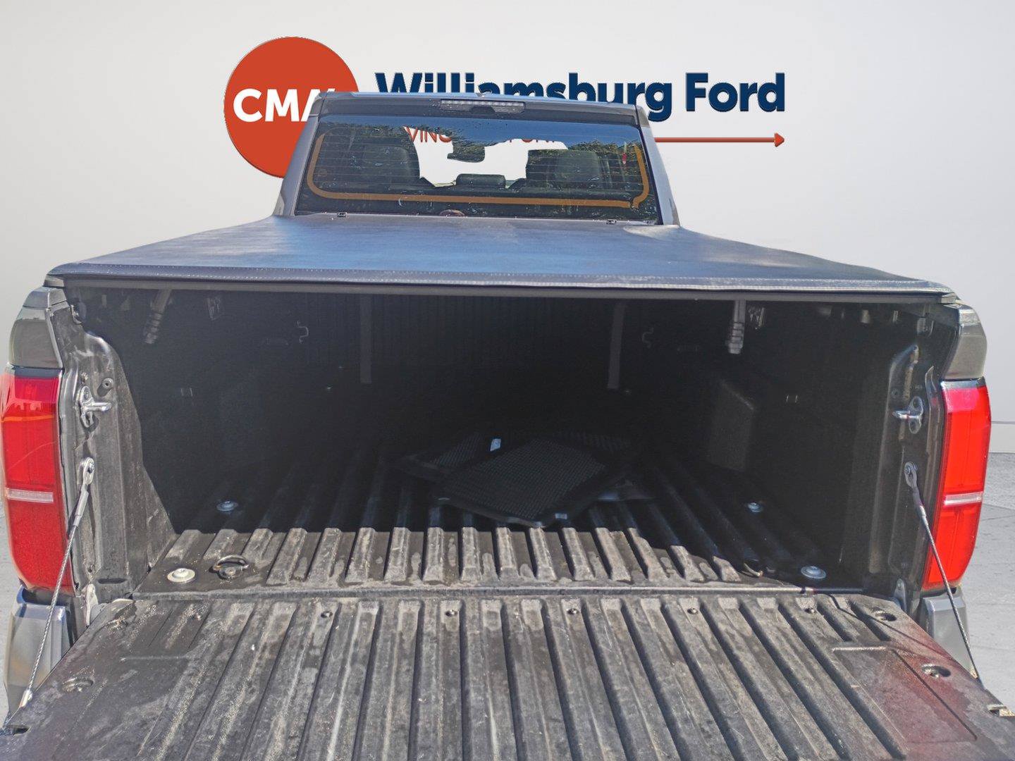 Used 2025 Toyota Tacoma TRD Sport AWD/4WD image 20