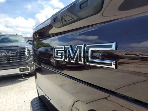 New 2025 GMC Sierra EV Denali image 7