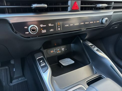 New 2026 Kia Sorento EX AWD/4WD image 23
